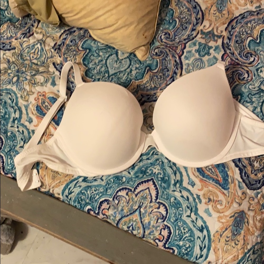 Victoria’s Secret bra